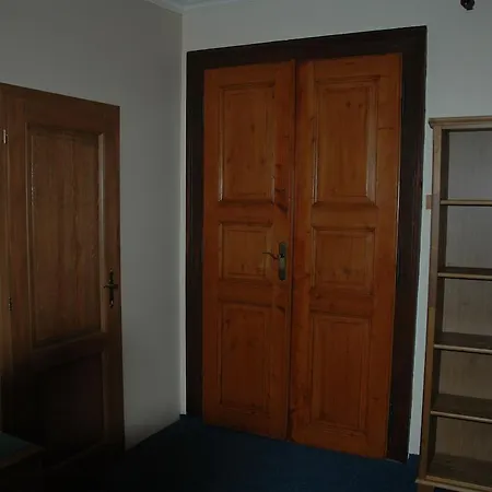 Mrazek Hotel *